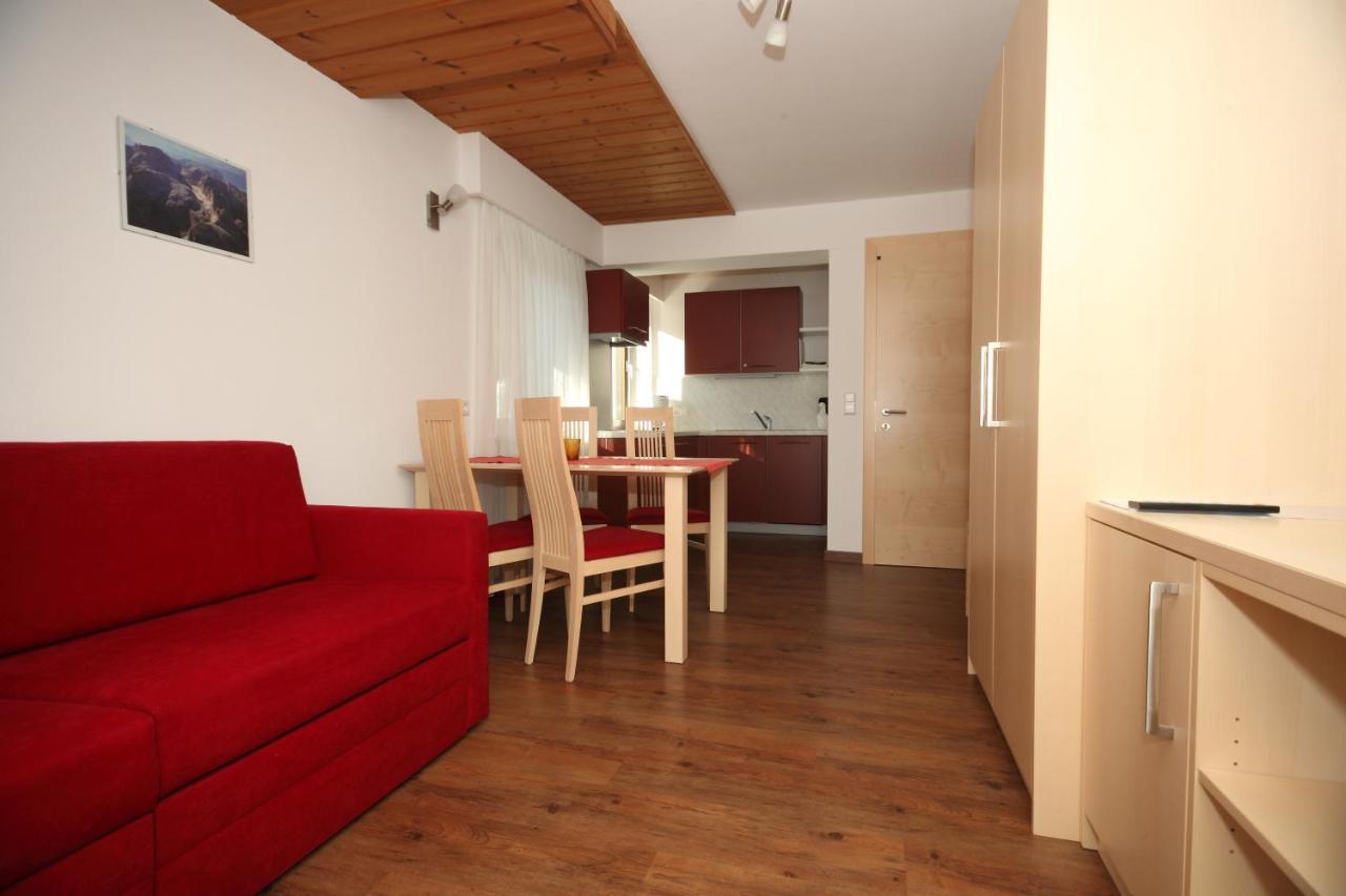 Garni Apparthotel St Valentin San Valentino alla Muta Exterior photo