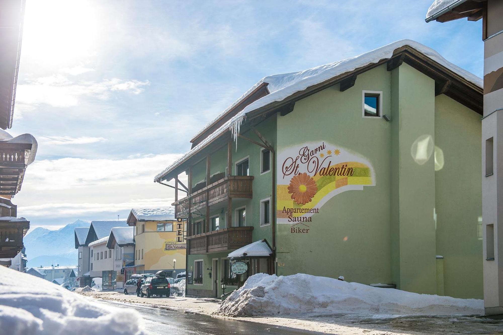 Garni Apparthotel St Valentin San Valentino alla Muta Exterior photo