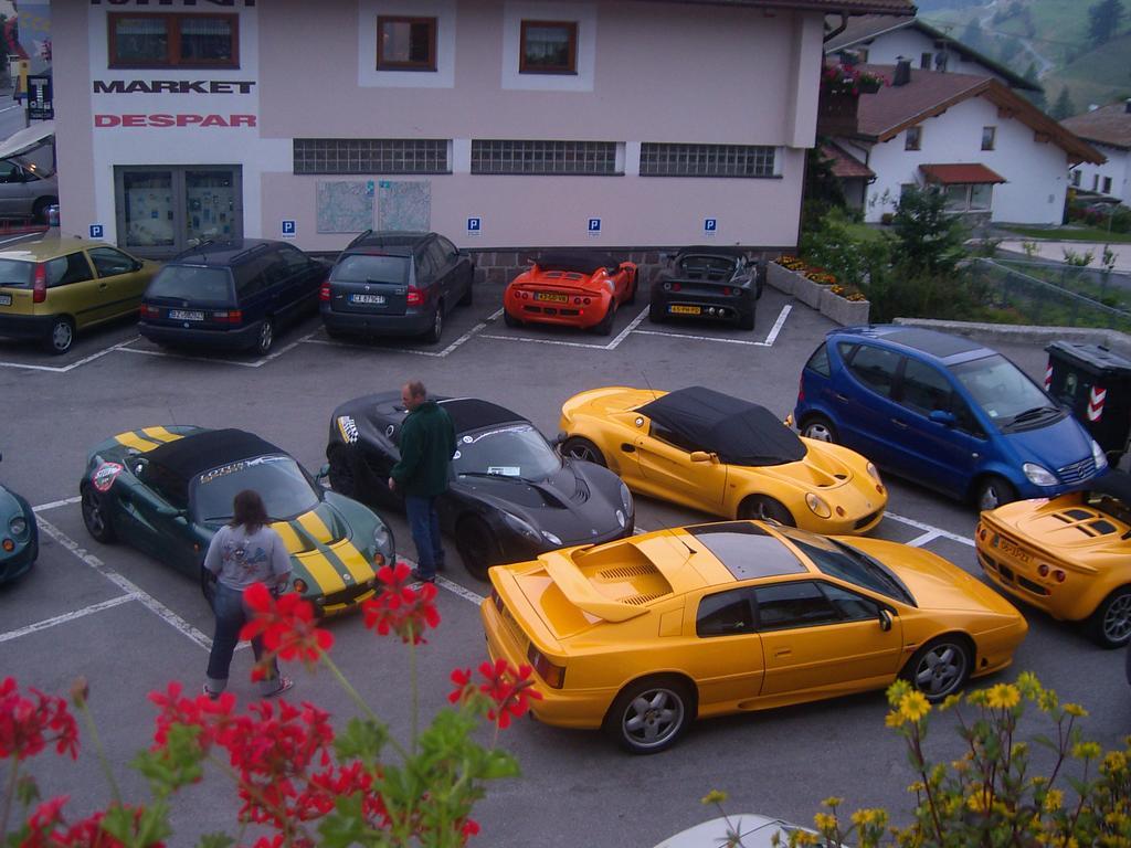 Garni Apparthotel St Valentin San Valentino alla Muta Exterior photo