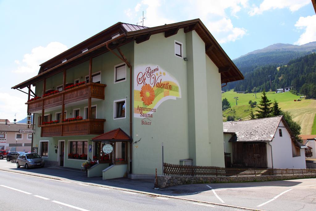Garni Apparthotel St Valentin San Valentino alla Muta Exterior photo